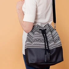 X-Sy en axelremsväska