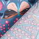 Bomullstyg Kretong fjärilar och blommor – blågrått/pink,  thumbnail number 4