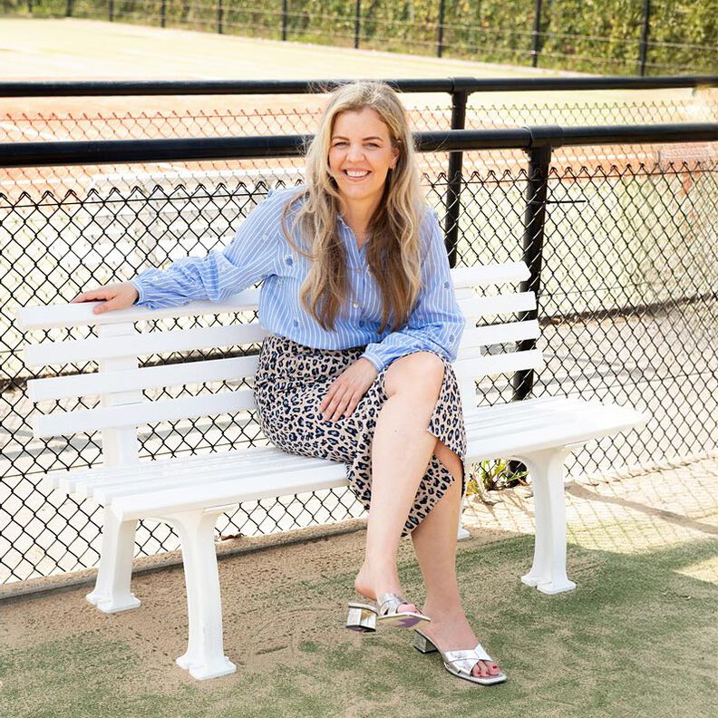 Bomullsblandning paljettbroderi på ränder | Poppy Fabrics – ljusblå/vit,  image number 7