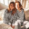 Sweatshirt Ruggad leo-tryck | Poppy Fabrics – kräm/anemon,  thumbnail number 5