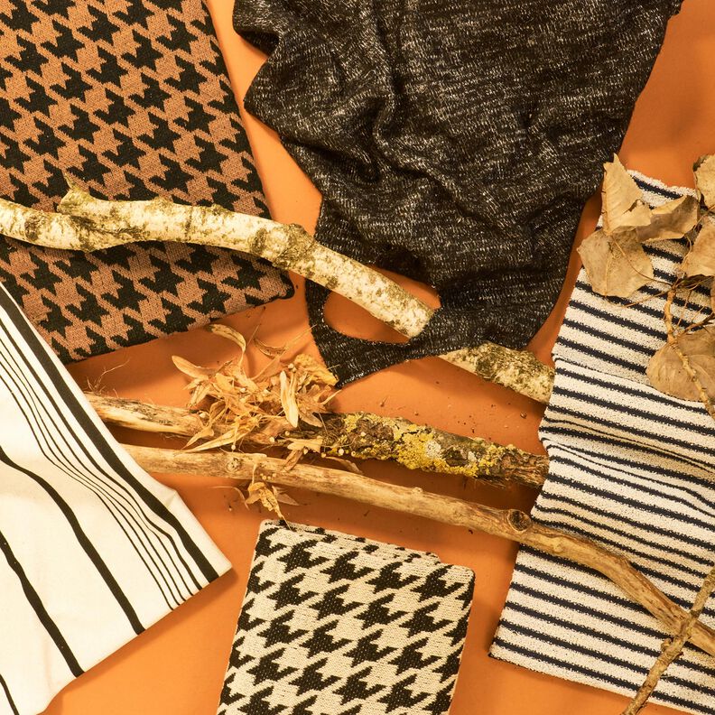Stickad jacquard oregelbundna ränder – yllevit/svart, image number 7
