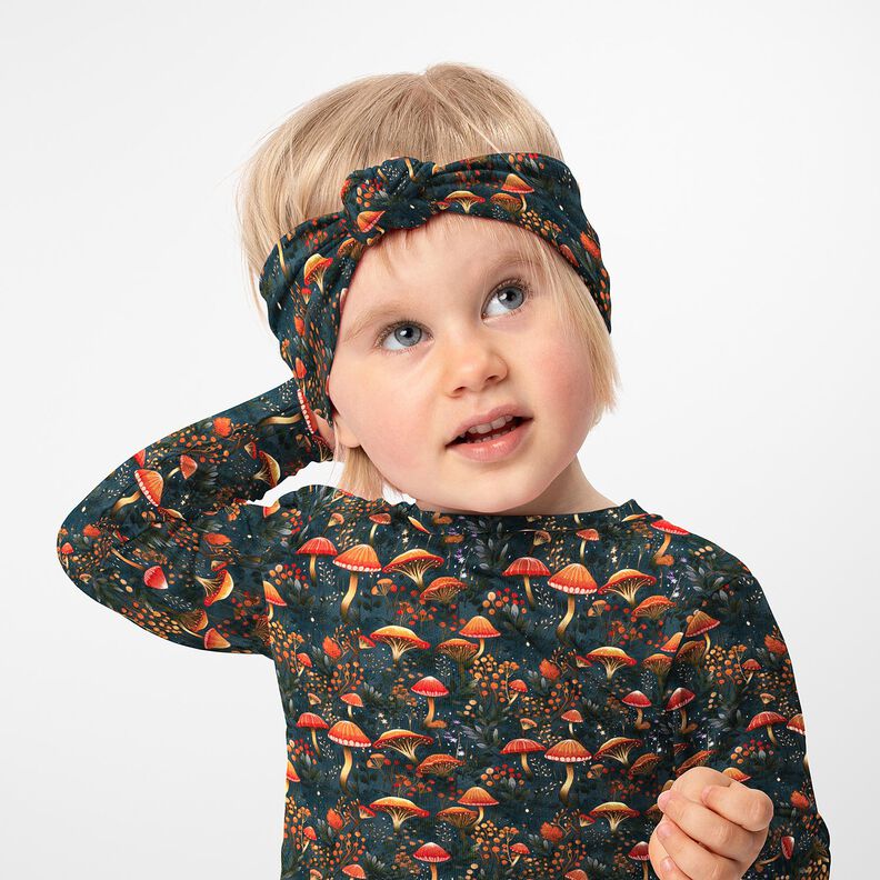 French Terry Sommarsweat magisk svampskog Digitaltryck – mörkgrön,  image number 5