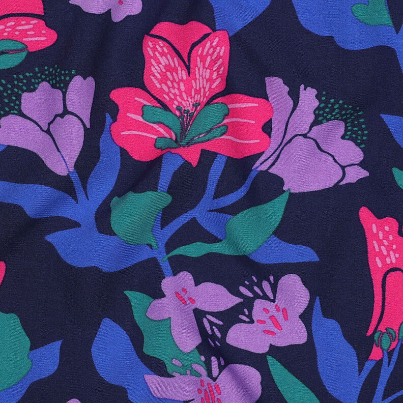 LENZING™ ECOVERO™ viskostyg  Amira Floral | Nerida Hansen – nattblå/intensiv rosa,  image number 2