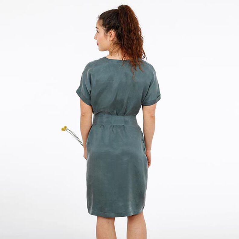 FRAU VIKKI - ledig klänning med V-ringning och skärp, Studio Schnittreif | XS - XXL,  image number 3