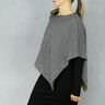 FRAU PENNY Asymmetrisk vändbar poncho | Studio Schnittreif | Onesize,  thumbnail number 4