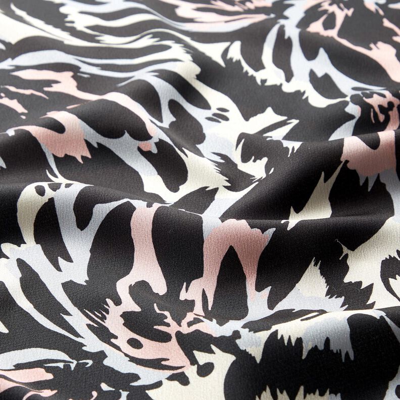 Crepesatin abstrakta kronblad – svart/silver,  image number 2