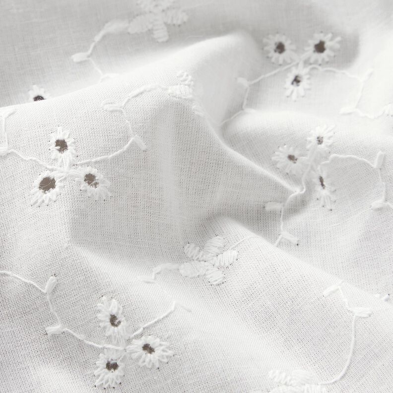 bomullstyg hålbroderi blommor med rankor – vit,  image number 2
